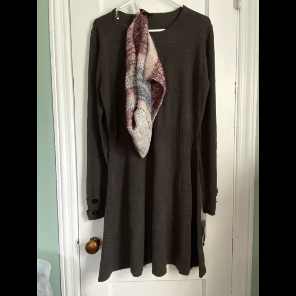 NWT - ID BYER Sweaterdress with round neck and infinity scarf XXL